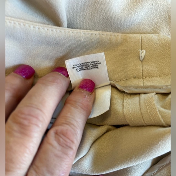 Anne Klein Women's Beige Viscose Blend Dress Pants Trousers Measures 35” x 32”. - Picture 7 of 10